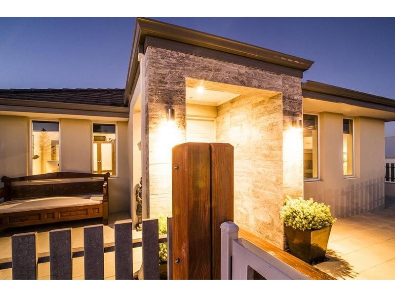26 Topsail Loop, Alkimos WA 6038