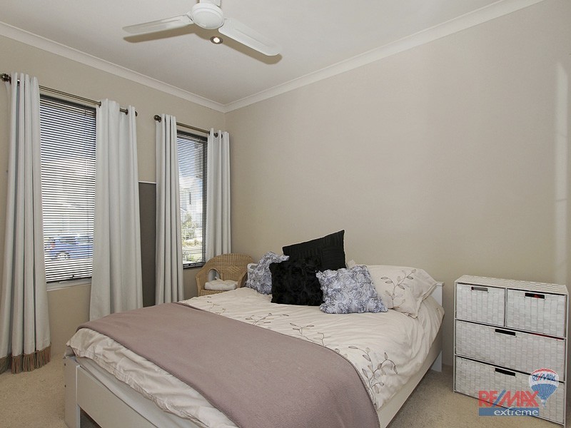 24 Navarre Way, Butler WA 6036