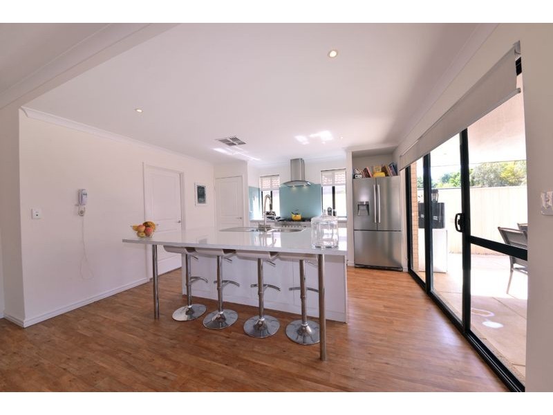 16 Basico Avenue, Sinagra WA 6065