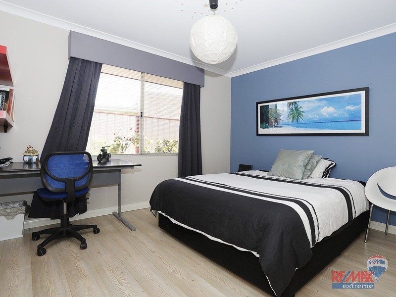 14 Regina Loop, Currambine WA 6028