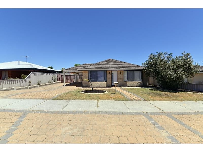 40 Bibbulmun Entrance, Sinagra WA 6065