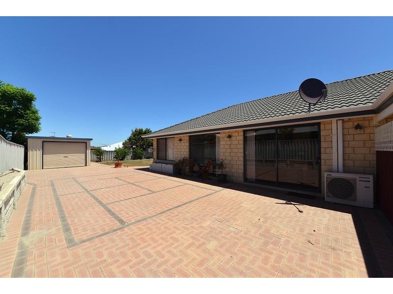 40 Bibbulmun Entrance, Sinagra WA 6065