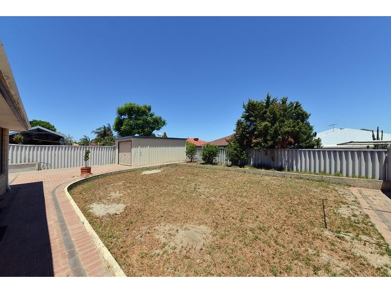 40 Bibbulmun Entrance, Sinagra WA 6065