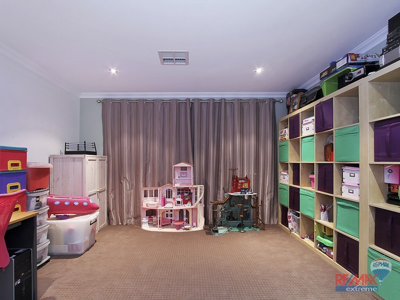 6 Meringa Crescent, Quinns Rocks WA 6030