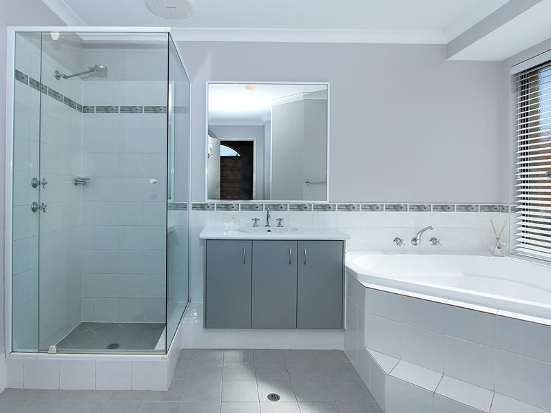 12 Skerries Way, Ridgewood WA 6030