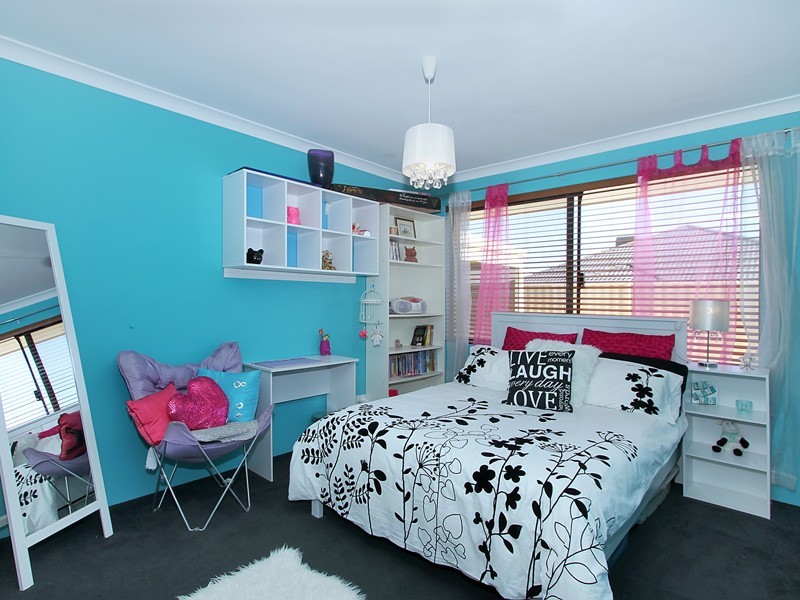 12 Skerries Way, Ridgewood WA 6030