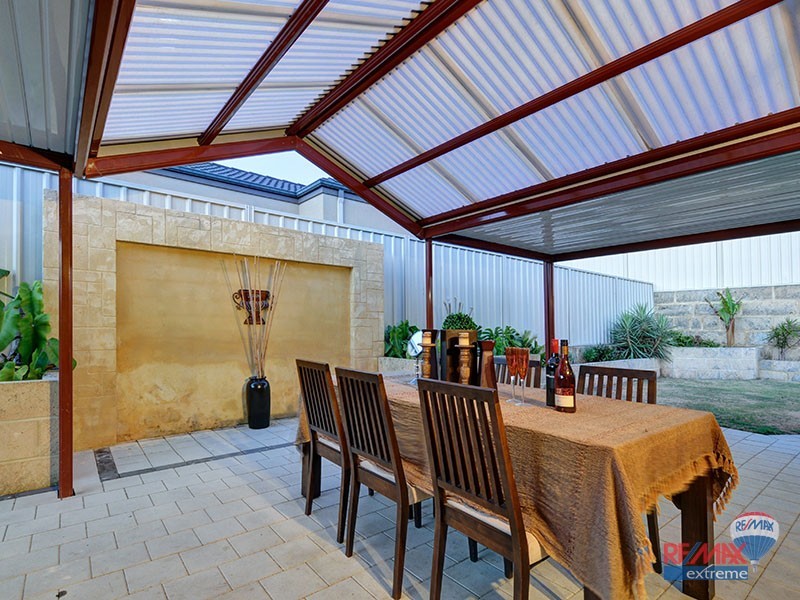 38 Litchfield Crescent, Carramar WA 6031