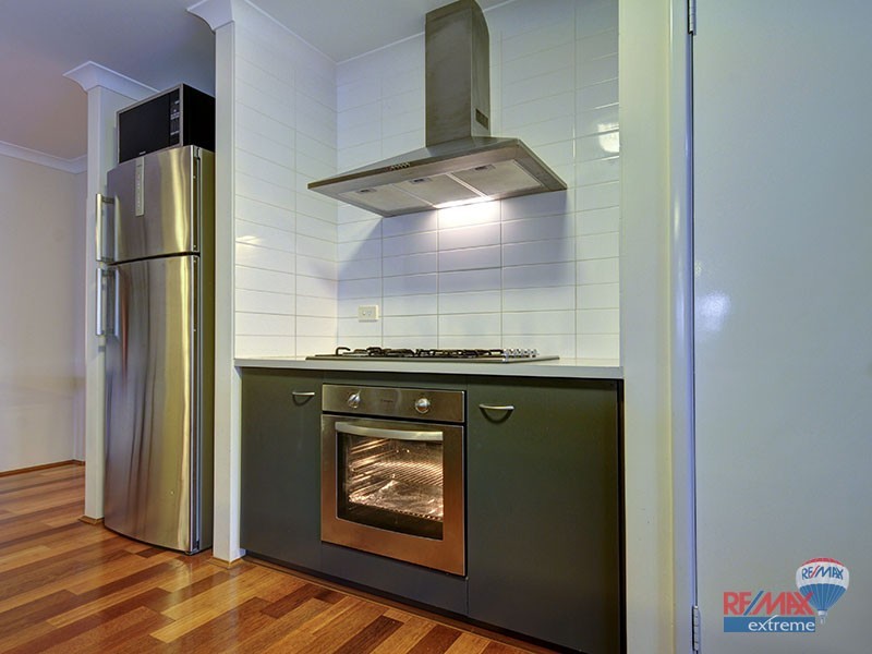 38 Litchfield Crescent, Carramar WA 6031