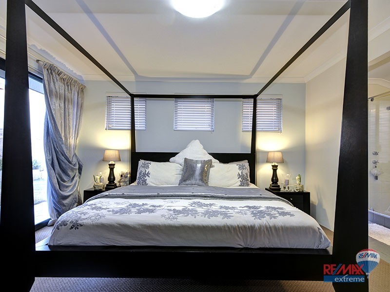 38 Litchfield Crescent, Carramar WA 6031