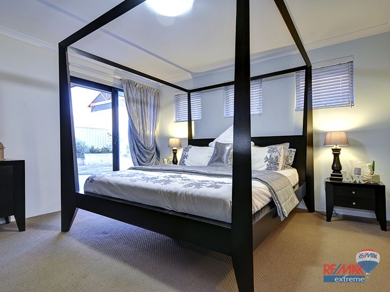 38 Litchfield Crescent, Carramar WA 6031