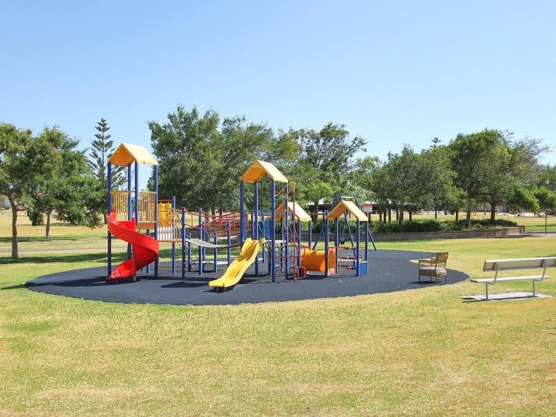 52 Foundation Loop*, Quinns Rocks WA 6030