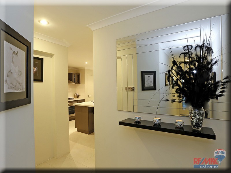 1/23 Crown Point Crescent, Butler WA 6036