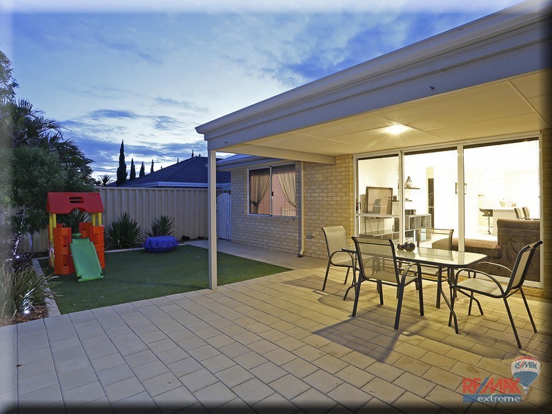 1/23 Crown Point Crescent, Butler WA 6036