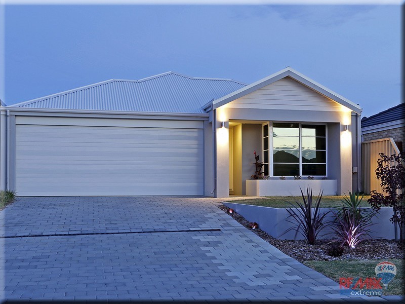 1/23 Crown Point Crescent, Butler WA 6036