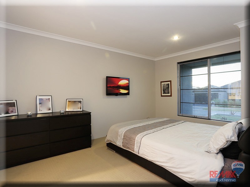 1/23 Crown Point Crescent, Butler WA 6036