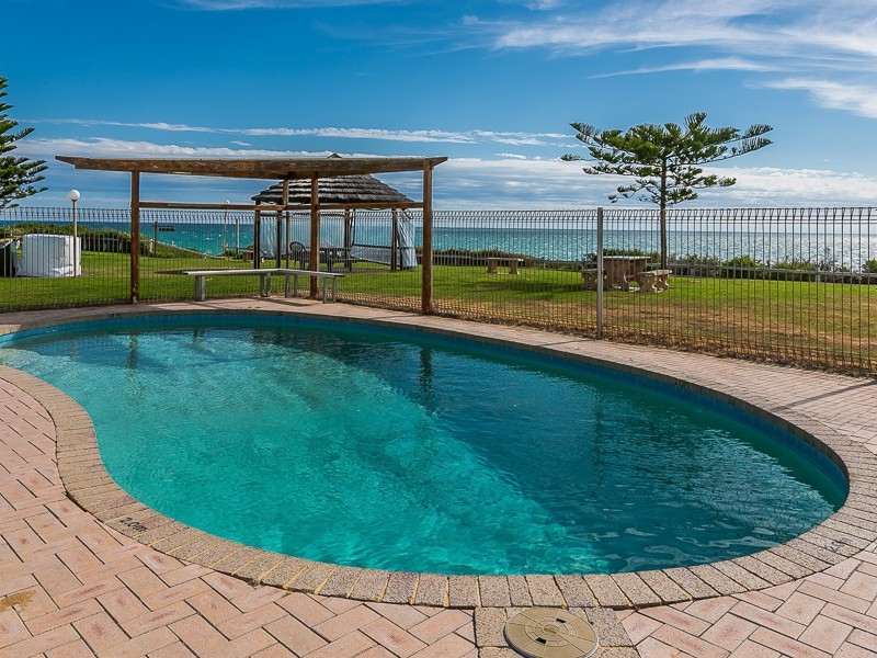 33/1 Williams Way, Seabird WA 6042