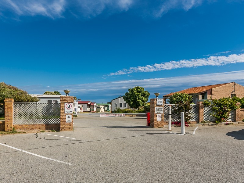 33/1 Williams Way, Seabird WA 6042