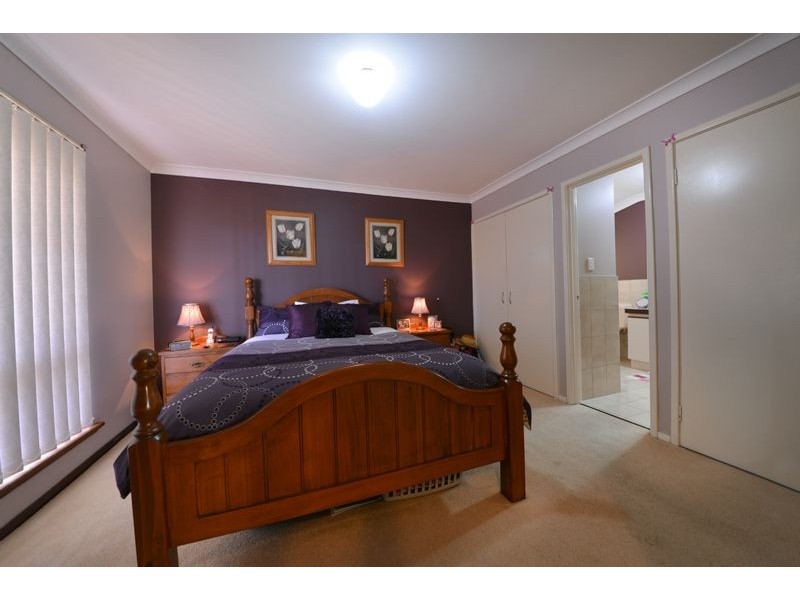 8 Lalina Way, Wanneroo WA 6065