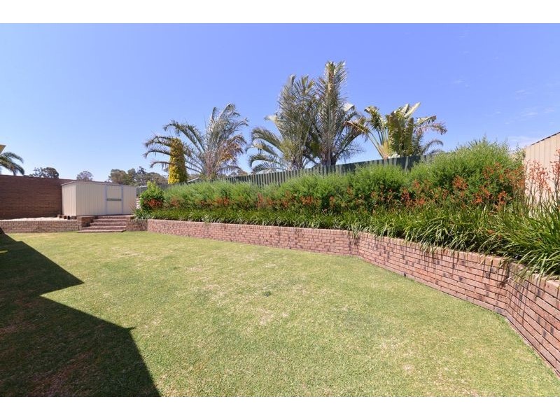 8 Lalina Way, Wanneroo WA 6065