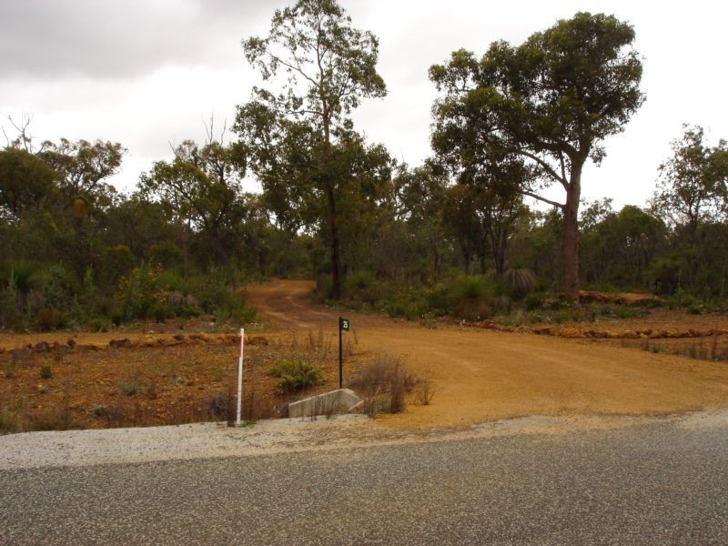 25 Pipe Lily Way, Lower Chittering WA 6084