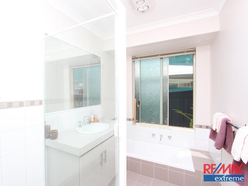 7 Mandilla Parade, Ballajura WA 6066