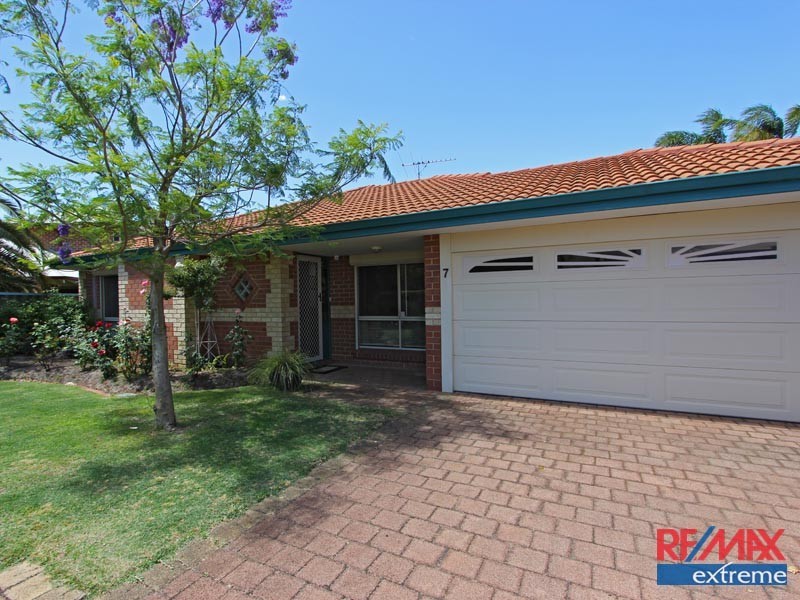 7 Mandilla Parade, Ballajura WA 6066