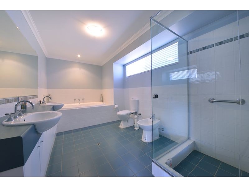 39 Messina Drive, Sinagra WA 6065