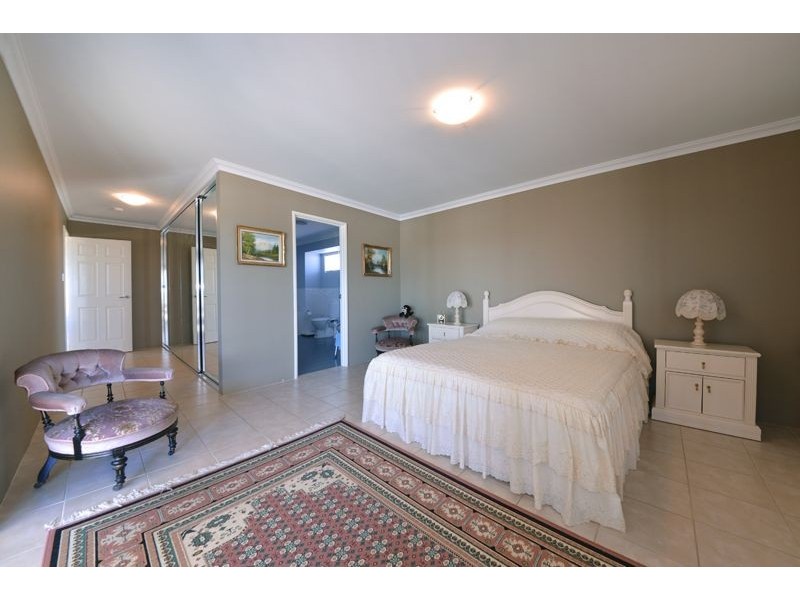 39 Messina Drive, Sinagra WA 6065