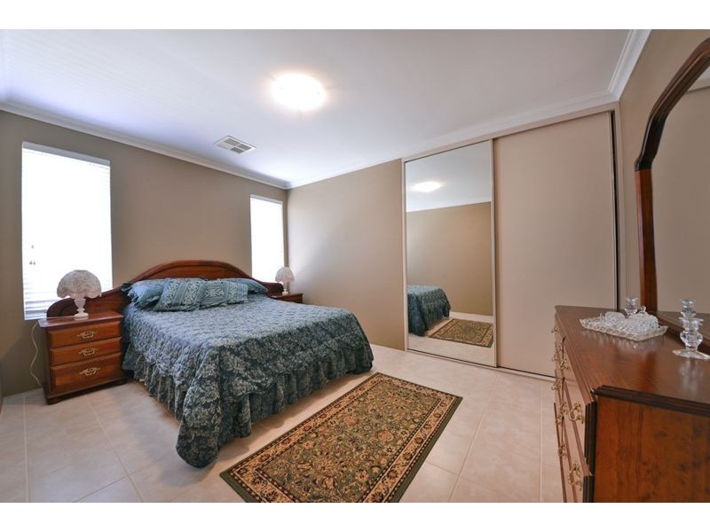 39 Messina Drive, Sinagra WA 6065