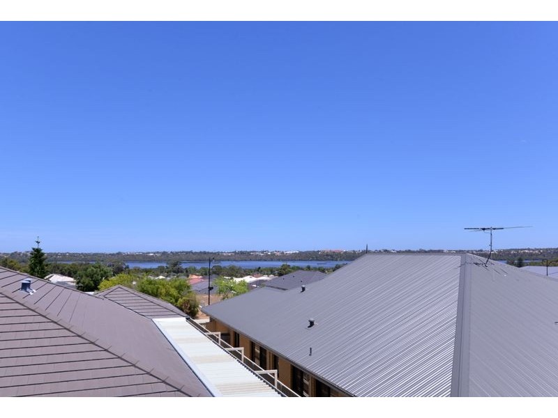 39 Messina Drive, Sinagra WA 6065