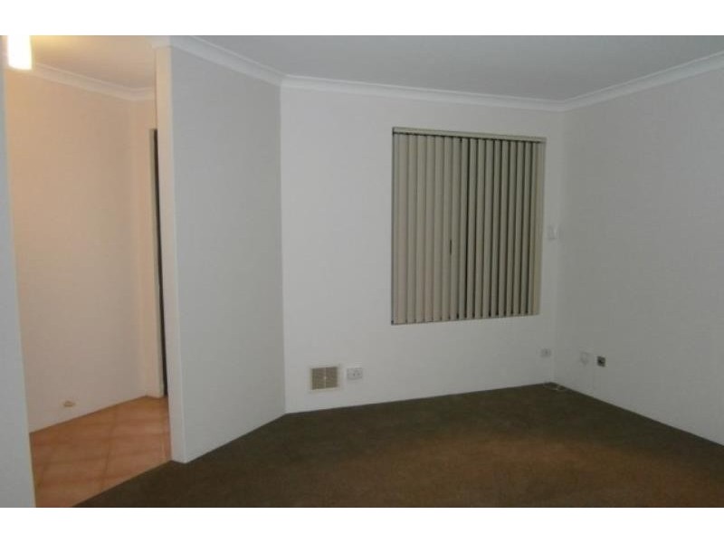 15 Duxford Street, Butler WA 6036