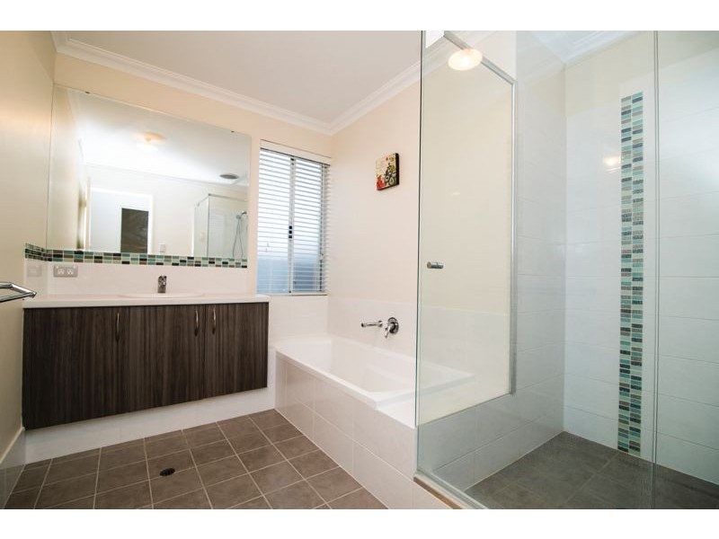 53 Myrlea Trail, Alkimos WA 6038