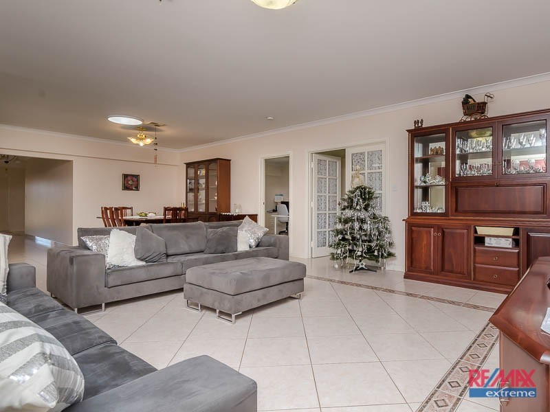 7 Warnford Street, Butler WA 6036