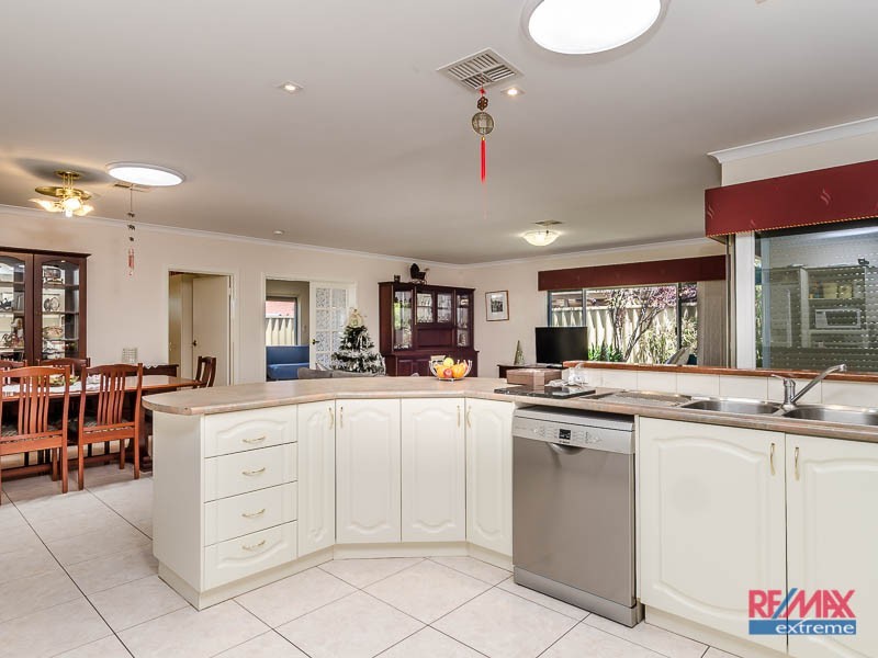 7 Warnford Street, Butler WA 6036