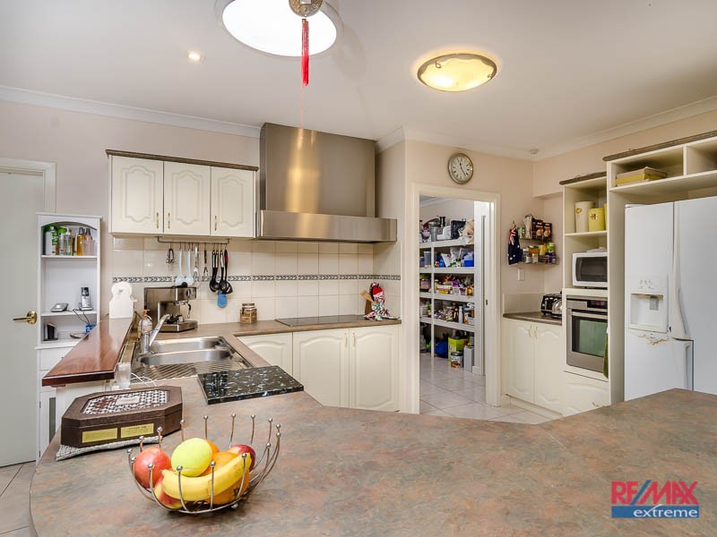 7 Warnford Street, Butler WA 6036