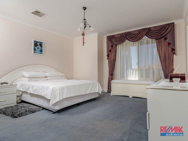 7 Warnford Street, Butler WA 6036