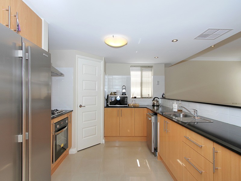 19 Harrison Lane, Madeley WA 6065