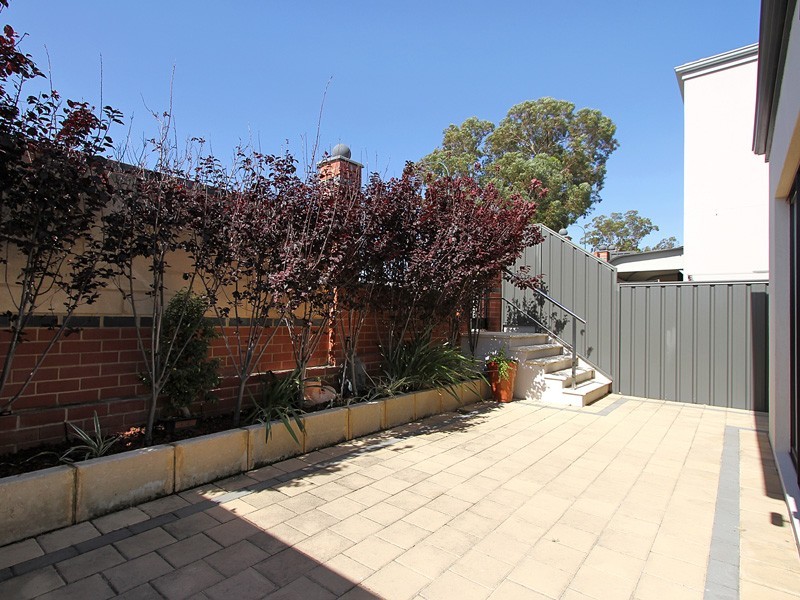 19 Harrison Lane, Madeley WA 6065