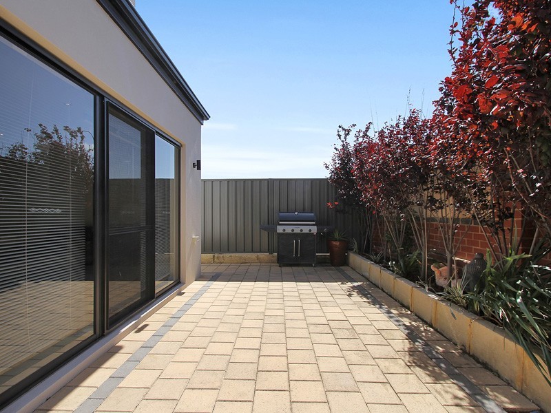 19 Harrison Lane, Madeley WA 6065