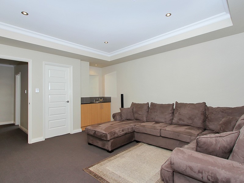 19 Harrison Lane, Madeley WA 6065