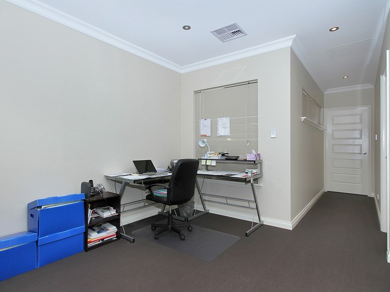 19 Harrison Lane, Madeley WA 6065