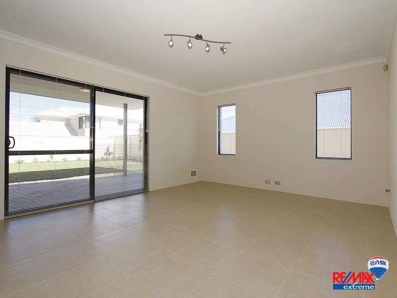 32 Lillico Ave, Burns Beach WA 6028