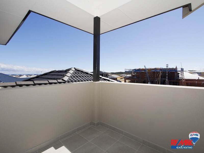 32 Lillico Ave, Burns Beach WA 6028