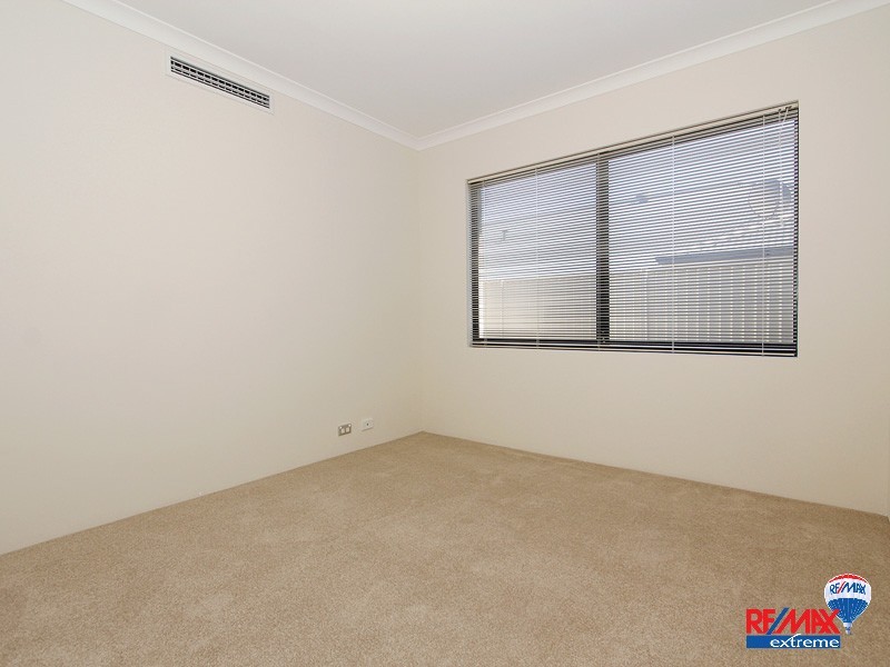 32 Lillico Ave, Burns Beach WA 6028