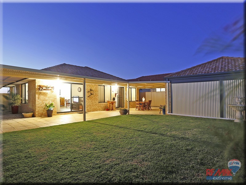 18 Amersham Crescent, Butler WA 6036