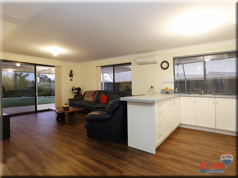 18 Amersham Crescent, Butler WA 6036