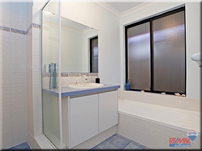 18 Amersham Crescent, Butler WA 6036