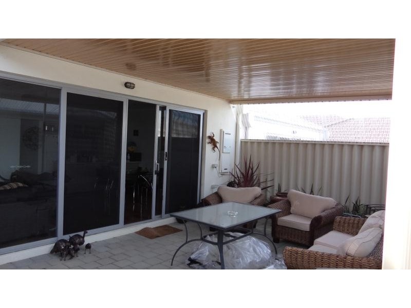 18 Lockerbie Turn, Butler WA 6036