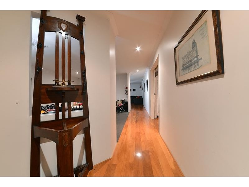 20 Grallina Way, Tapping WA 6065