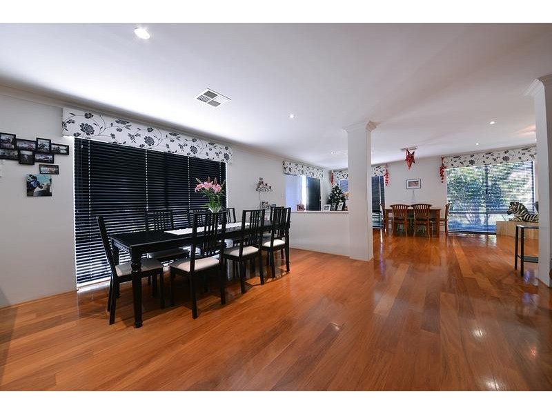 20 Grallina Way, Tapping WA 6065